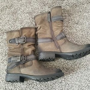 Stylish fashion boot